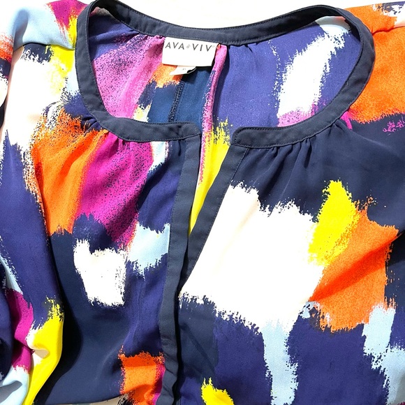 ❤️AVA & VIV Colorful Top❤️ - Picture 2 of 10